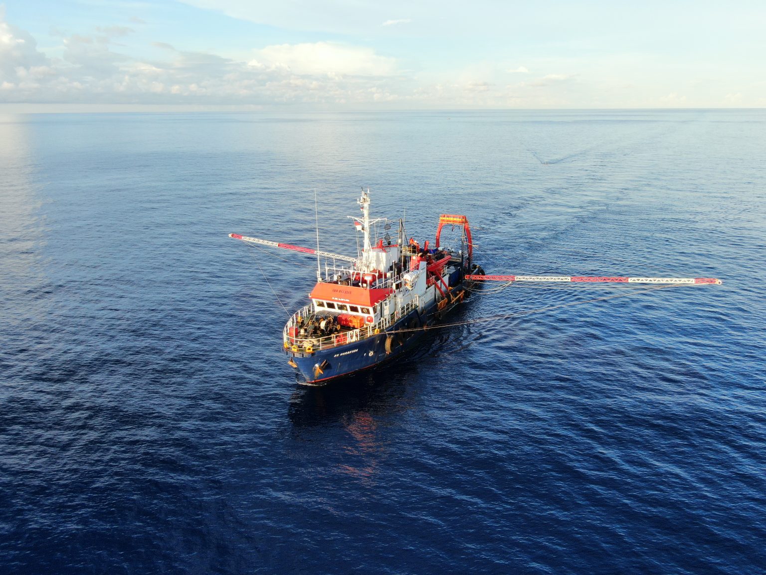 2D/3D high resolution marine seismic survey vessel documentation